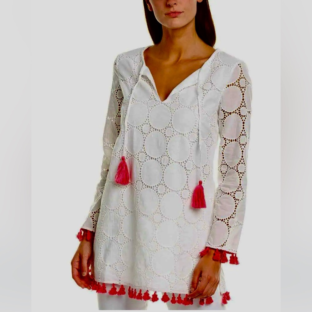 Sail To Sable NWT White Eyelet Pink Tasseled Tunic Size M